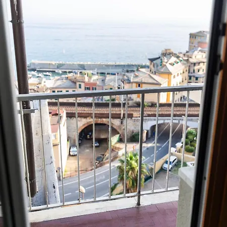 Panoramic Sea View 아파트 제노바