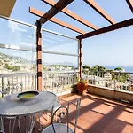 Διαμέρισμα Panoramic Sea View *